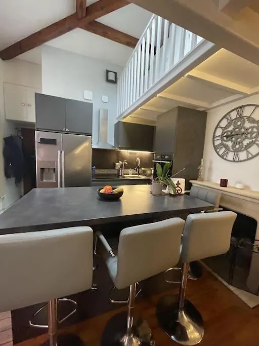 Au Coeur De Apartment